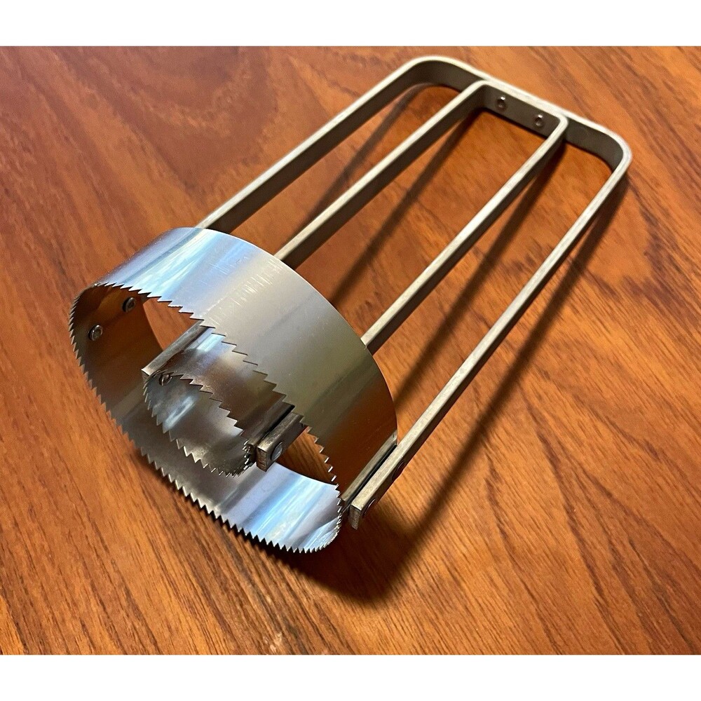 Vintage NOS Stainless and Aluminum Donut Punch Pineapple Corer Kitchen Stuff